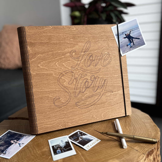Drewniany foto album "Love Story"